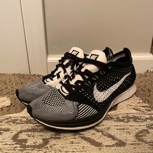 Men's Nike FlyKnit Racer